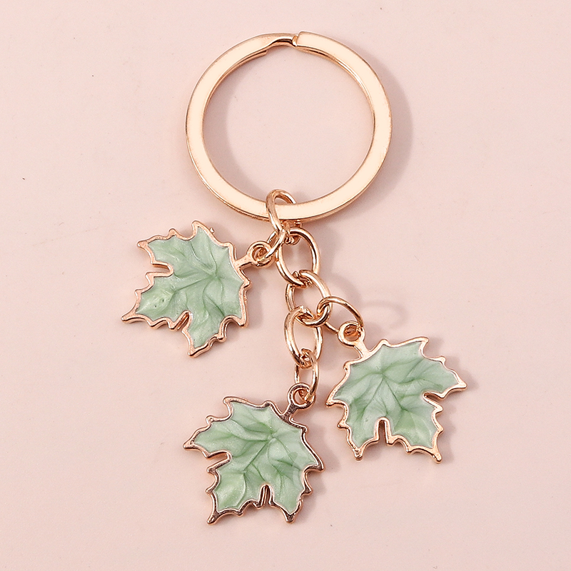 Monstera Thai Constellation - New Fashion Maple Leaf Portachiavi Smalto