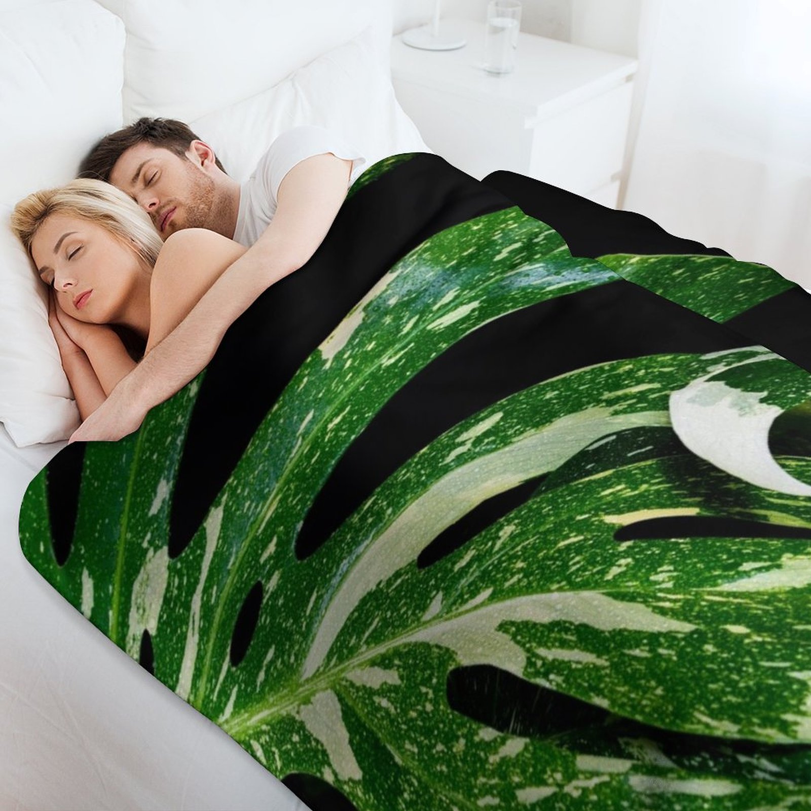 Coperta decorativa Monstera Th - Monstera Thai Constellation recensione e prezzo
